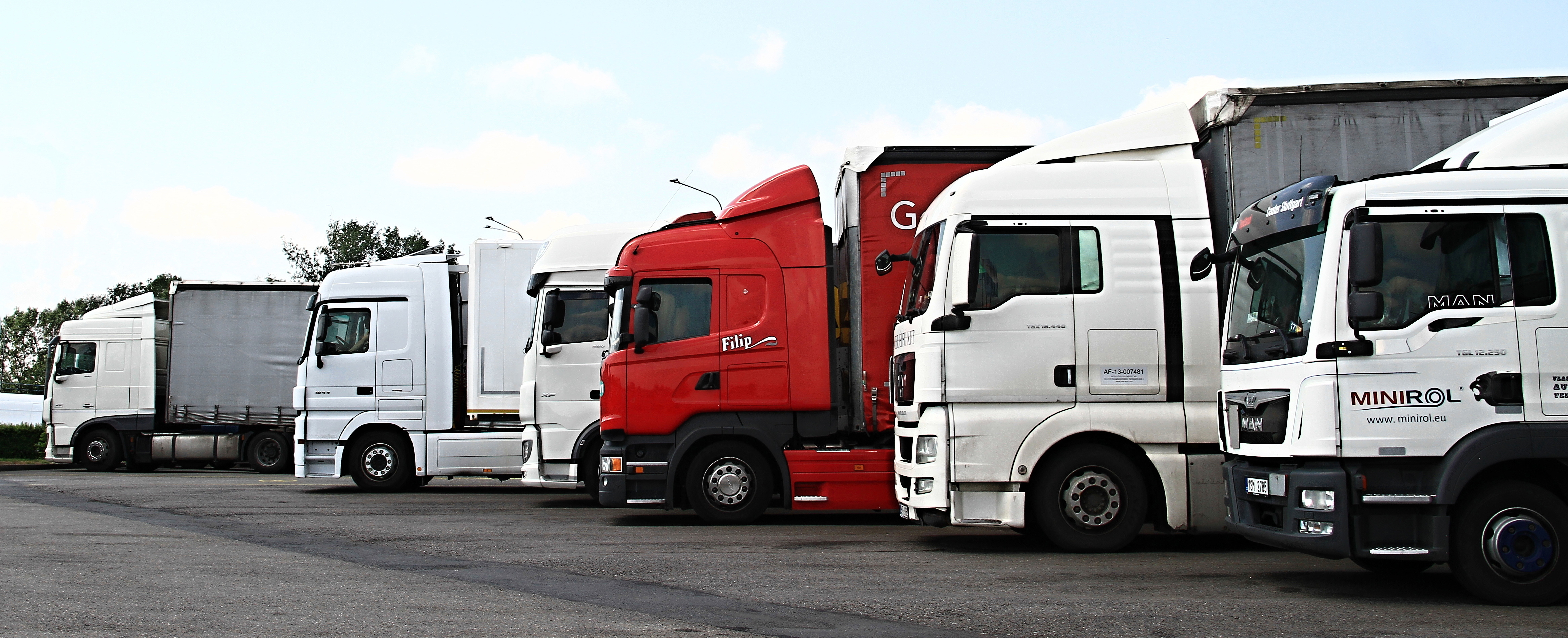 Commercial vehicles